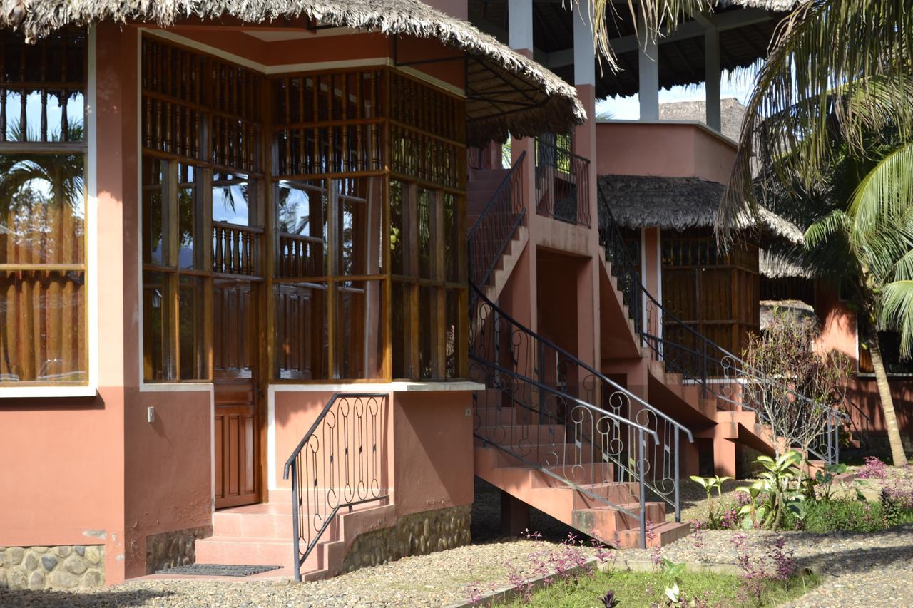 La Isla De Los Tucanes Rurrenabaque Extérieur photo